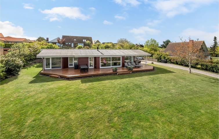 Ferienhaus für 8 Personen, mit Terrasse und Garten sowie Whirlpool und Sauna - 1