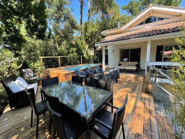 Gîte pour 10 personnes, avec jacuzzi et jardin ainsi que terrasse et piscine dans Pyla-sur-Mer - 3