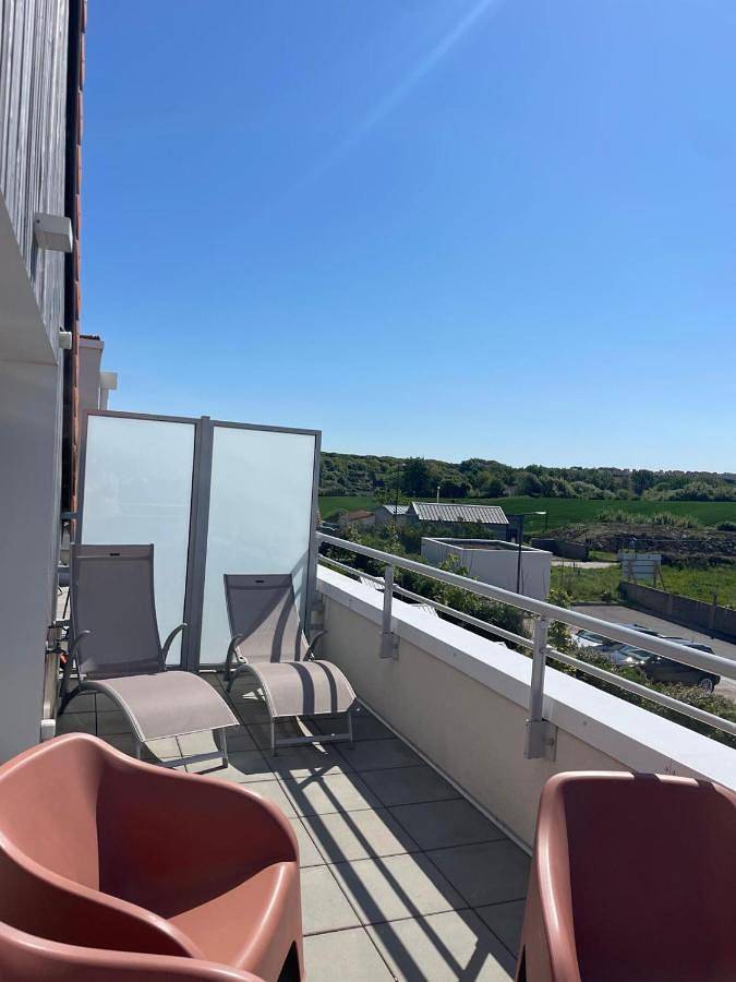 Gîte pour 6 personnes, avec vue et terrasse, adapté aux familles à Wimille - 3