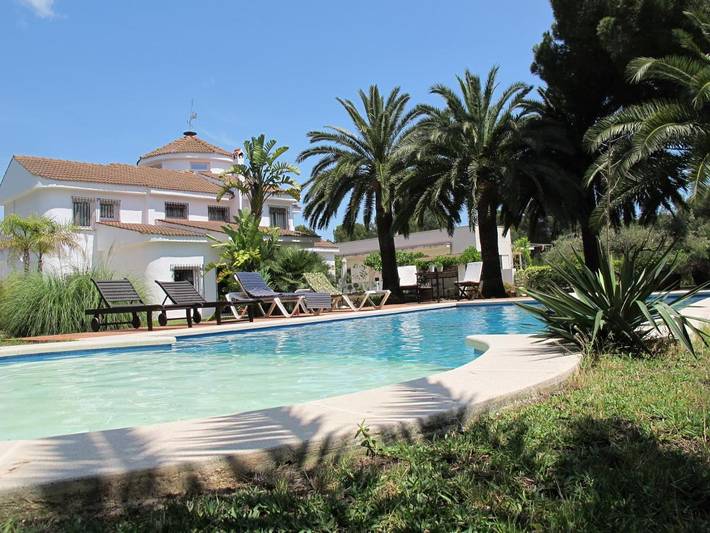 Finca für 10 Personen, mit Whirlpool und Pool sowie Garten in Salou - 4