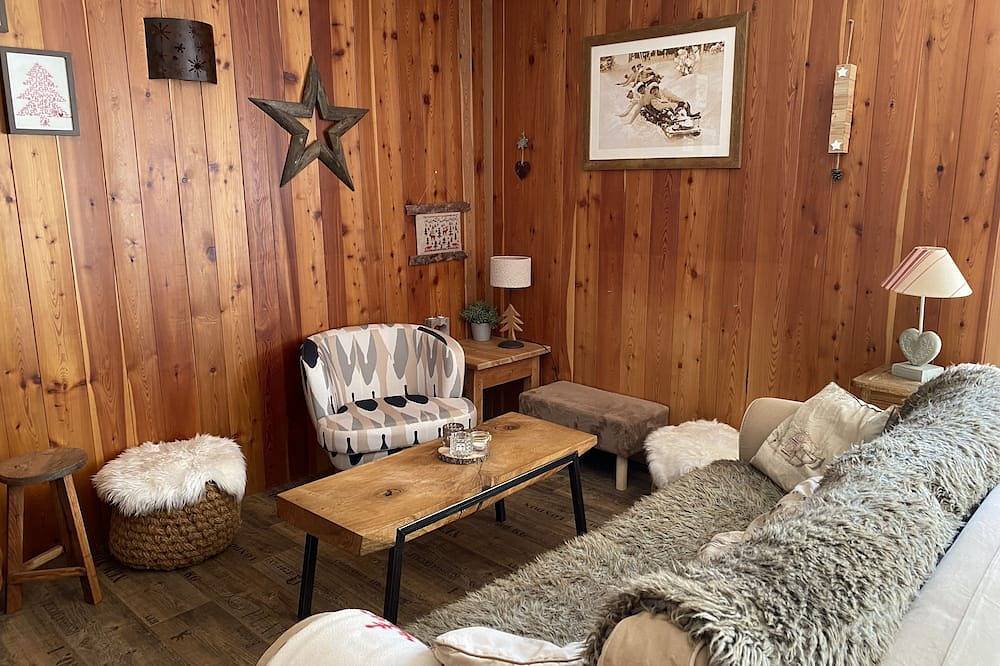 Entire apartment, Casa Montana - Queyras Apartment 8 pers. Ceillac, Mountain Winter/Summer in Ceillac, Queyras