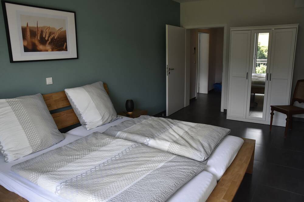 Ganze Wohnung, Ferienwohnung \"Hanne\" - für 2-3 Personen mit Balkon in Weiden (Rheinland-Pfalz), Nahetal