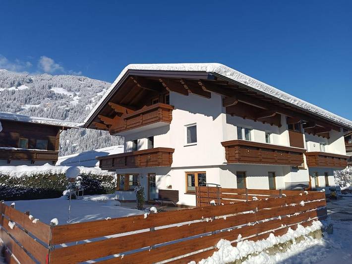 Holiday apartment for 5 people, with balcony - 1