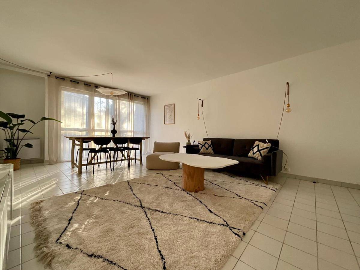 Appartement entier, Three-Bedroom Apartment in Clamart, Hauts-de-Seine