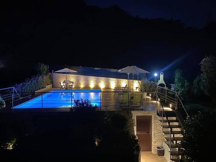 Ferienwohnung für 4 Personen, mit Ausblick und Garten sowie Pool - 1