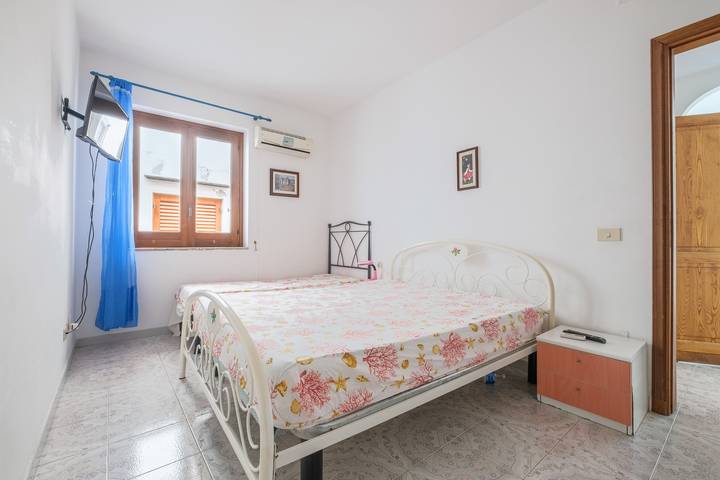 Gîte pour 5 personnes, avec Jardin à Lipari - 2