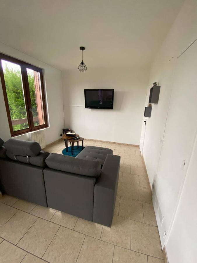 Location de vacances pour 8 personnes, avec vue et jardin à Luçay-le-Mâle - 2