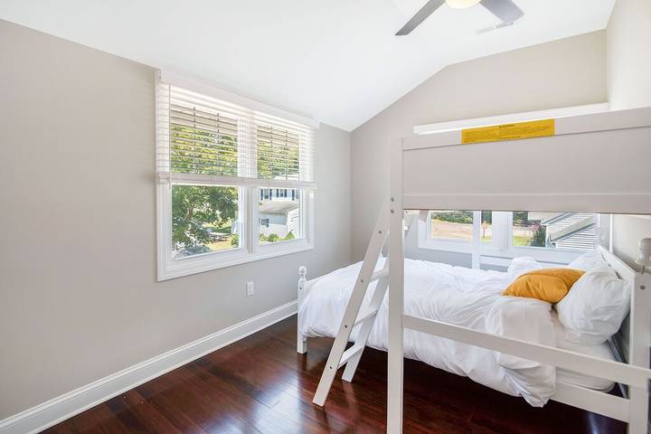 Ferienhaus für 10 Personen, mit Balkon - 1