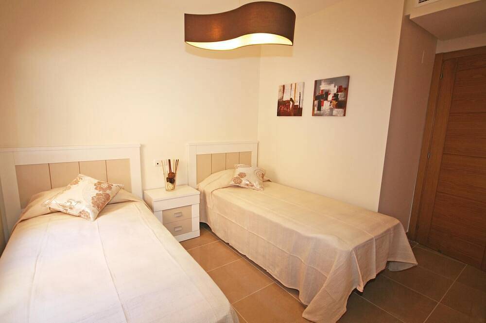 Entire apartment, Cozy apartment in Estepona with sauna in Playa del Angel (Estepona), Estepona