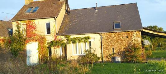Gîte pour 8 personnes, avec terrasse et vue, animaux acceptés à Saint-Georges-de-la-Rivière