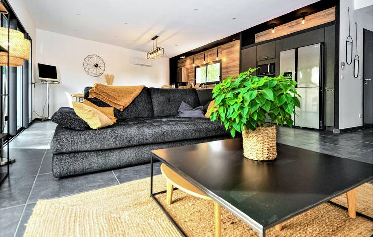 Location de vacances pour 6 personnes, avec terrasse et piscine à Avignon - 4