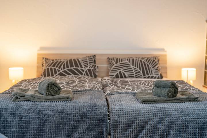Entire studio, Apartment Martin with Terrace & Wi-Fi in Wilburgstetten in Romantische Straße