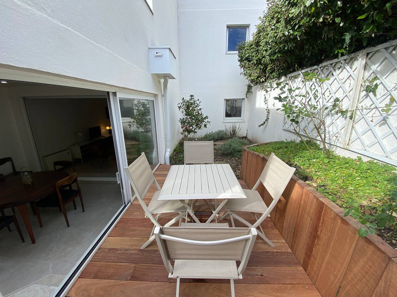 Studio entier, Spacieux studio rénové avec terrasse et parking privé in Arcachon, Région d'Arcachon