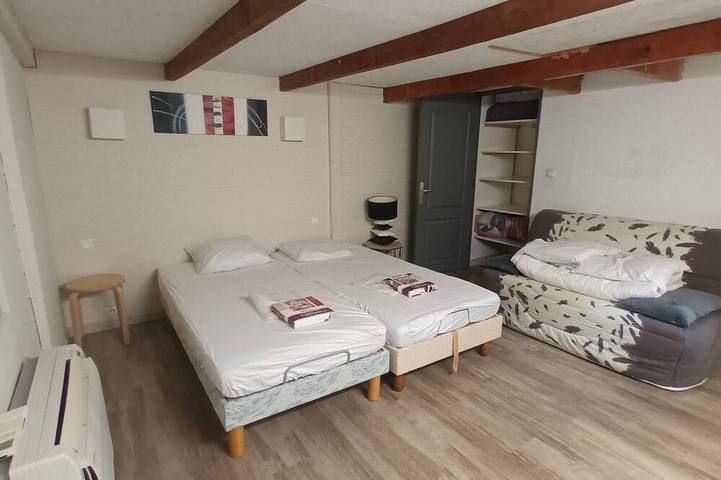Location de vacances pour 6 personnes, avec terrasse et jardin à Saint-Genest-de-Beauzon - 3