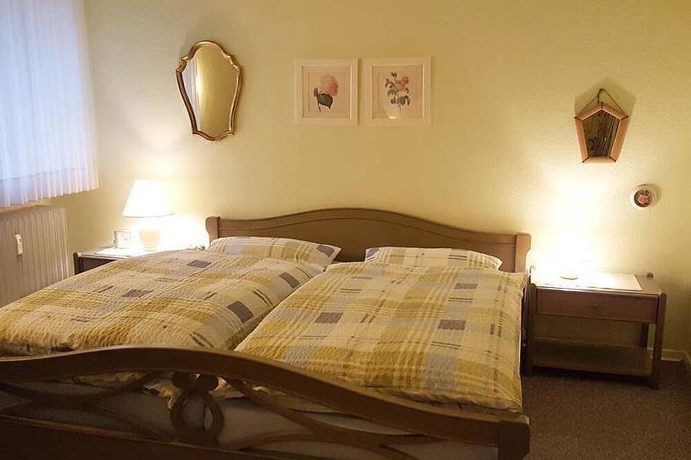Ganze Wohnung, Schöne Ferienwohnung direkt am Meer! in Zwischenahner Meer, Bad Zwischenahn