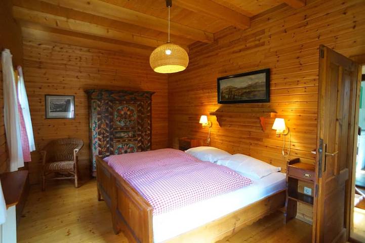 Uriges Holzhaus direkt am Seeufer der Wörthersees für 6 personen in Krumpendorf am Wörthersee, Klagenfurt-Land