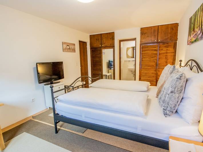 Ferienwohnung für 2 Personen, mit Garten und Terrasse in Innsbruck und Umgebung - 3