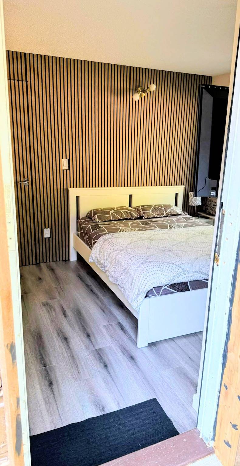 Habitación privada con entrada propia y registro automático in Δ, Columbia Británica