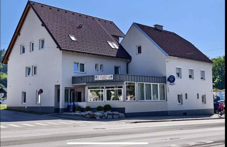 Ferienhaus, mit Terrasse und Garten sowie Ausblick in Kapfenberg