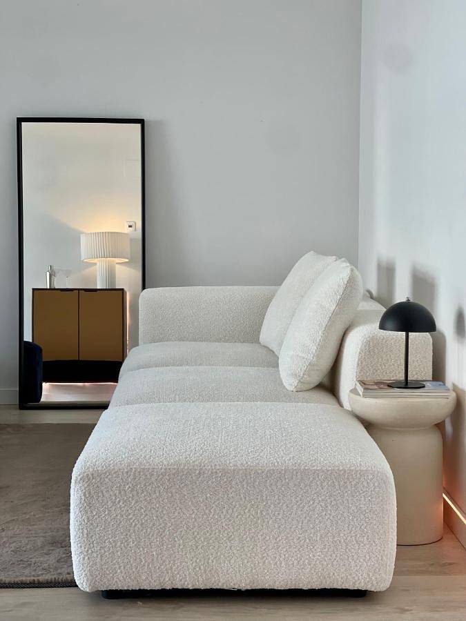 Apartamento para 8 personas, con jardín y vistas, Se admiten mascotas en Pamplona