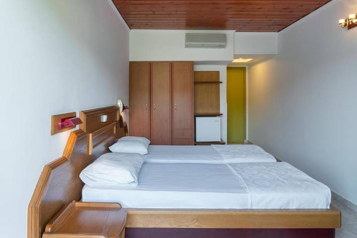 Hôtel pour 2 personnes, avec vue et balcon dans Palaia Epidavros - 2