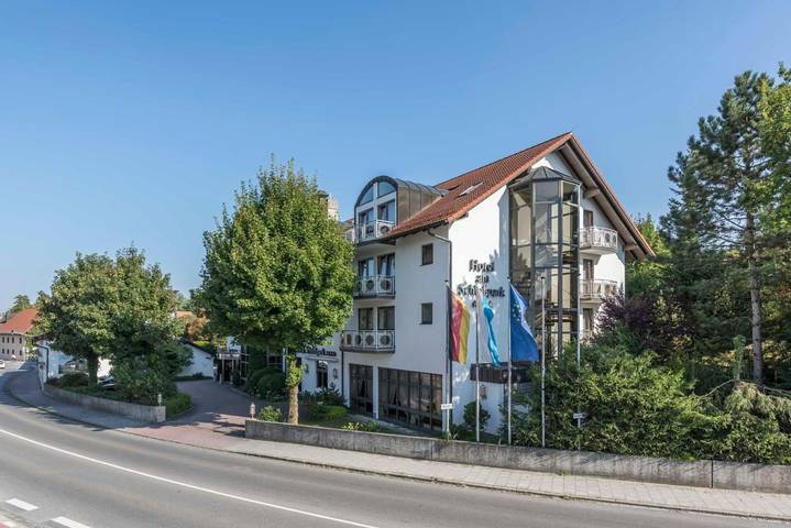 Hotel für 4 Personen, mit Balkon und Terrasse sowie Whirlpool und Garten in Ismaning