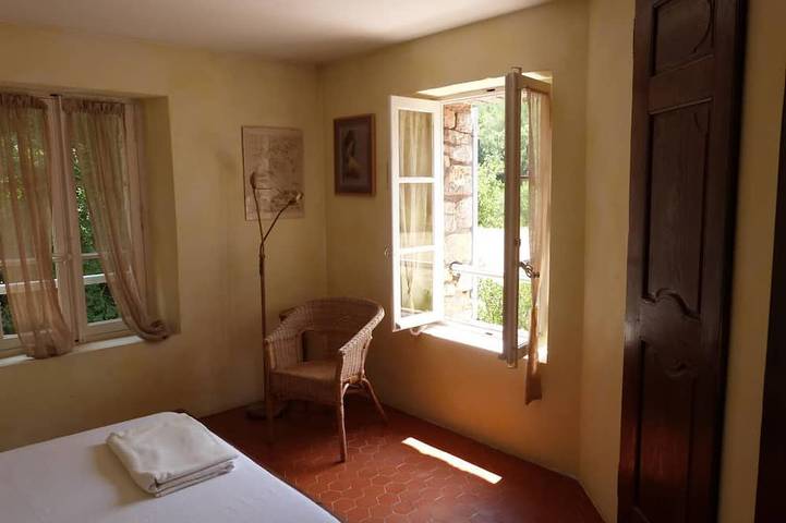 Location de vacances pour 5 personnes, avec jardin à Taradeau - 2