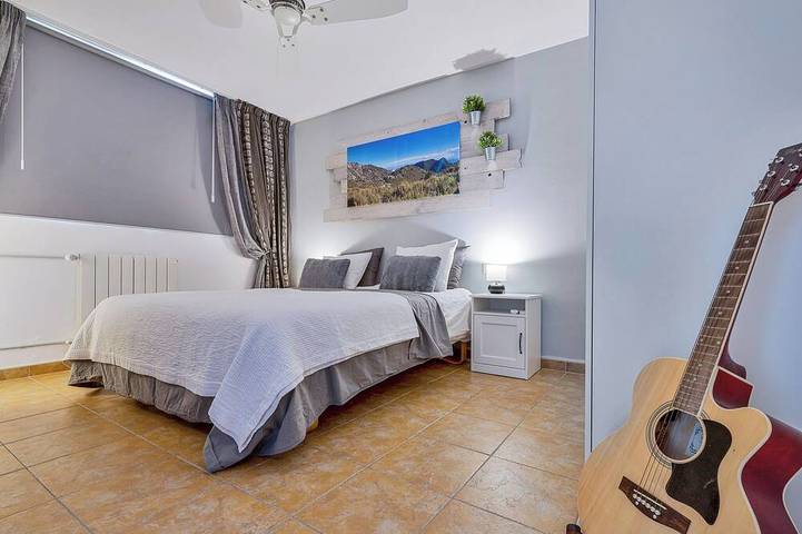 Apartamento entero, Monda Heights Apartment with Pool and Amazing Views close to Marbella & Málaga in Monda, Sierra de las Nieves