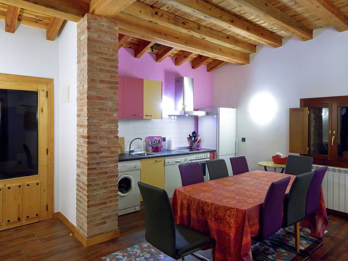 Villa in Torrecilla mit Bergblick in Torrecilla en Cameros, Sierra de Moncalvillo