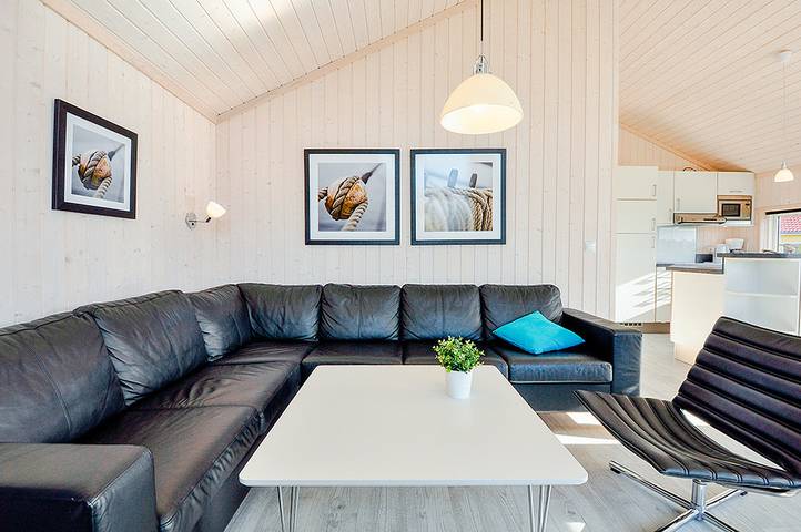 Ferienhaus mit Meerblick für 8 Personen, mit Terrasse und Sauna sowie Whirlpool in Großenbrode - 4