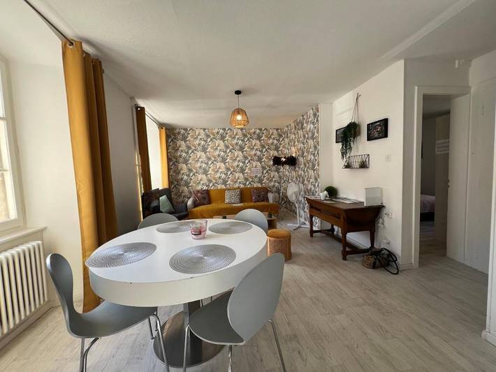 Gîte pour 4 personnes, avec Terrasse et Vue à Porrentruy - 3