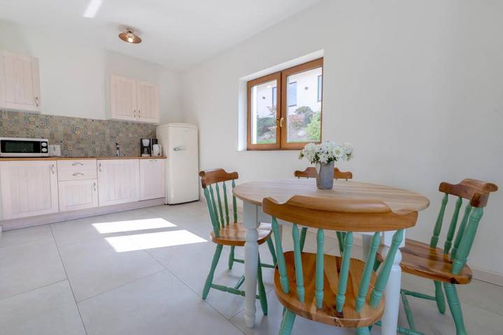 Ferienhaus für 6 Personen, mit Sauna und Whirlpool sowie Garten, kinderfreundlich