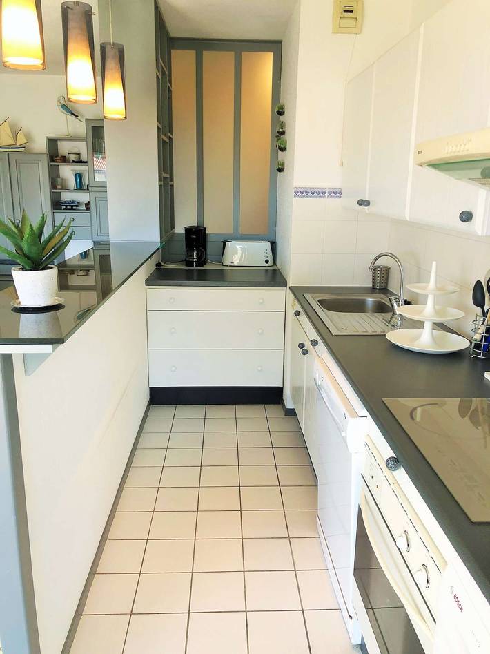 Gîte pour 4 personnes, avec terrasse, adapté aux familles dans Gare D Arcachon - 2