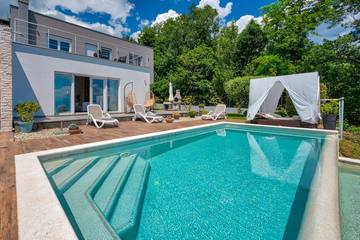 Ferienhaus für 10 Personen in Lovran, Primorje-Gorski Kotar, Bild 2