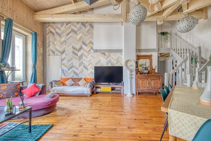 Apartamento entero, Dúplex Corazón de Burdeos – Elegancia, Comodidad y Vistas a la Ciudad in Burdeos, Región de Burdeos