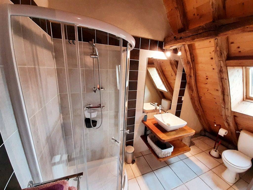 Chambre et table d'hôte avec spa à la Ferme de la Croix - Chambre Coquelicot in Saint-Avit-Sénieur, Périgord Pourpre