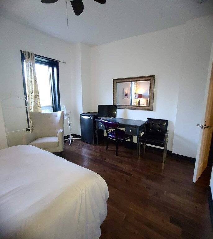 Vacation House for 4 Guests in Toronto, Lake Ontario (Canada)