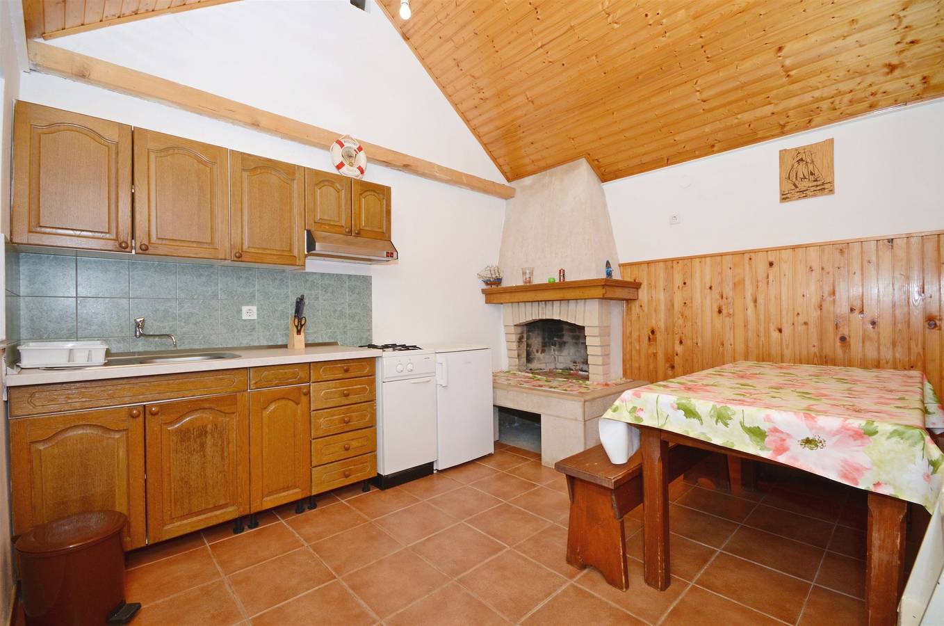 House Krunoslav in Postira, Brac