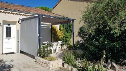Gîte pour 3 personnes, avec jardin à Portes-lès-Valence