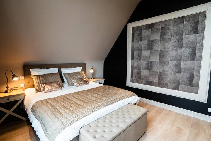 Maison d’hôte pour 2 personnes, avec Terrasse ainsi que Jacuzzi et Jardin dans Le Grand Cabaret
