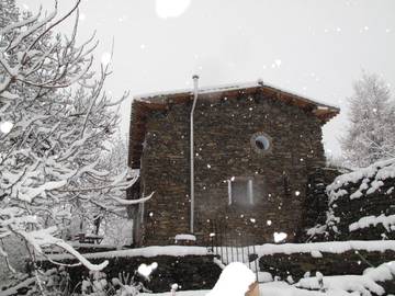 Casa rural con piscina para 6 personas, con piscina además de vistas y jardín, Se admiten mascotas en Vega de Granada