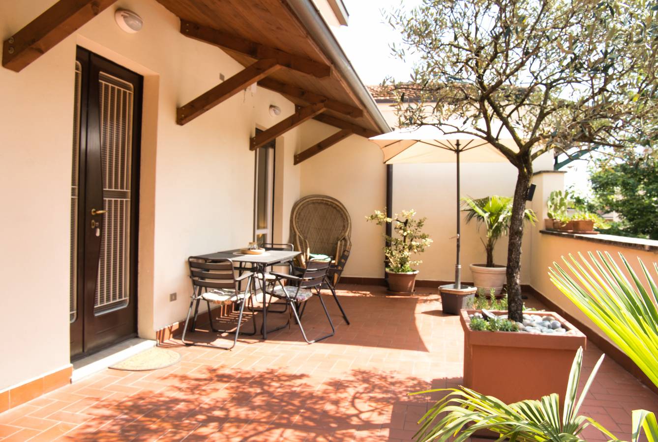 Apartamento entero, Unika House – Lecco Nest with Green Terrace in Lecco, Alpes de Bérgamo Occidental