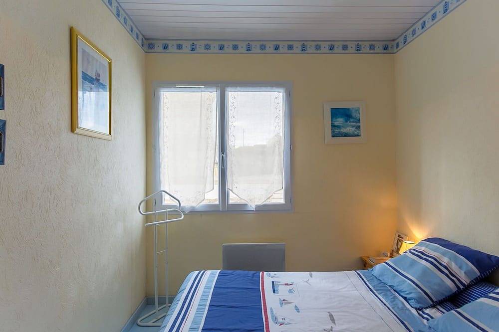 Wonderful private villa for 8 guests with Wifi, Tv, terrace and pets allowed in Lampaul-Plouarzel, Brest region