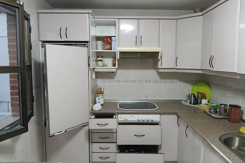 Triple Room in Chalet in Toledo in Toledo, Toledo Provincie