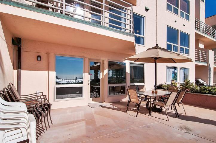 Vacation rental for 7 people, with pool and terrace in Imperial Beach