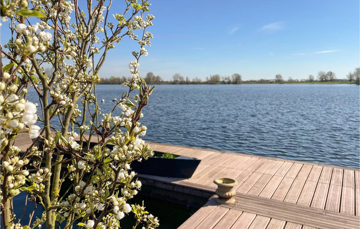 Woonboot voor 5 personen met terras in Noord-Brabant