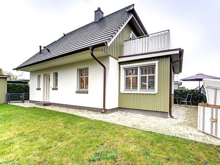 Ferienhaus für 6 Personen, mit Balkon und Terrasse sowie Sauna in Prerow