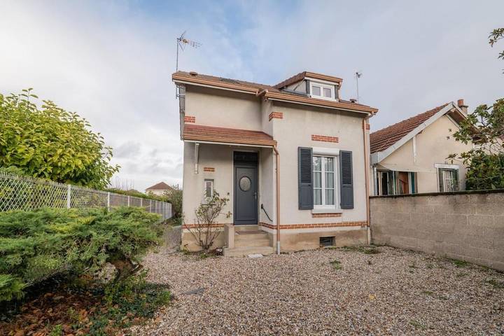 Maison d’hôte pour 6 personnes, avec Jardin à Auxerre