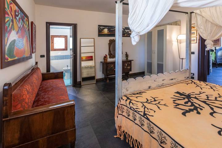 Villa 'Sole con Piscina e Sauna' con Piscina in Condivisione, Wi-Fi e Aria Condizionata in Lecce, Provincia di Lecce