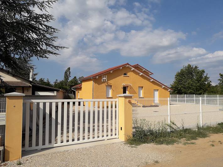 Gîte pour 4 personnes, avec jardin